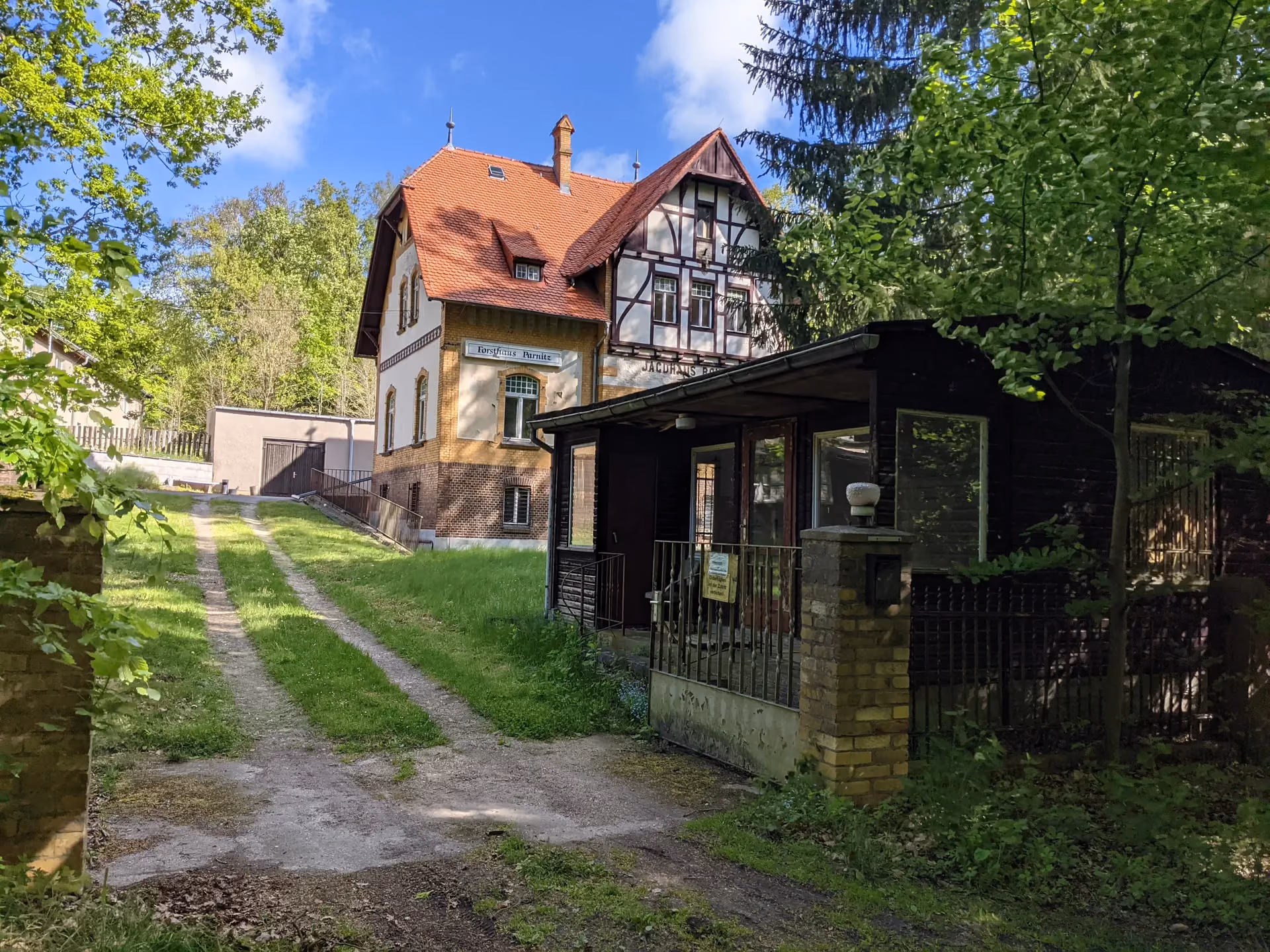 Historisches Forsthaus Parnitz in der Dübener Heide